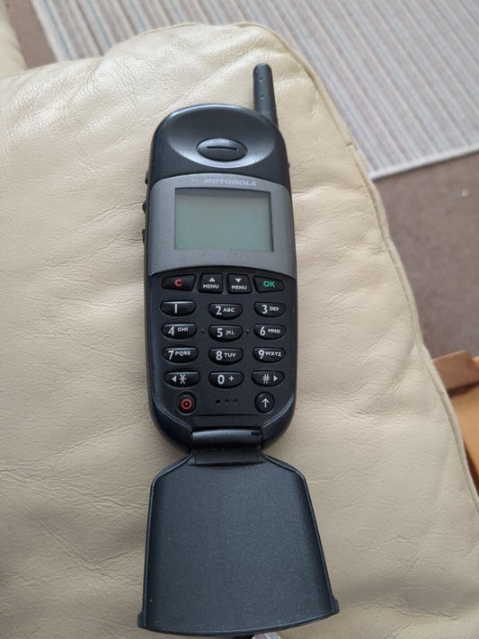 Vintage Motorola MR 602 phone